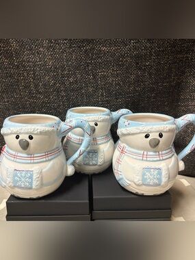 Pier 1 Snowbird Holiday Mugs
